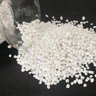 Poudre blanche de chlorure de calcium de qualité alimentaire