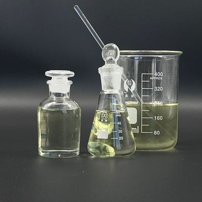 Pour les usines industrielles de traitement des eaux usées 10 à 18% Contenu de floculant de chlorure de poly-aluminium de haute pureté