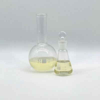 Échantillon de traitement de l'eau PAC à 100% de pureté et sous forme liquide