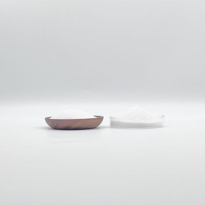 Traitement efficace de l'eau avec une densité de masse de 0,8-1,0 G/cm3 Traitement de l'eau Polyacrylamide et charge ionique cationique