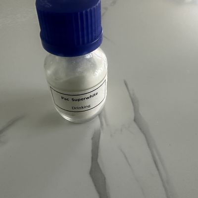 Traitement des eaux usées industrielles Polychlorure d'aluminium à base de 40 à 90% et teneur en Cr de chrome ≤ 0,0005%